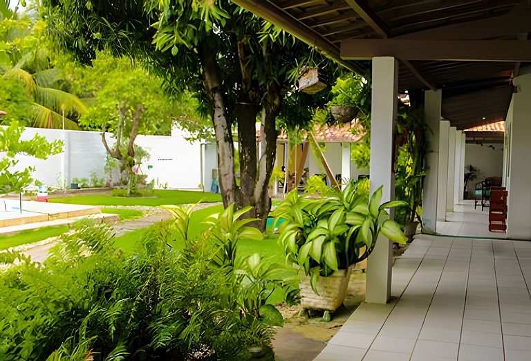 Casa c/ 5qts, piscina prox da praia carro quebrado